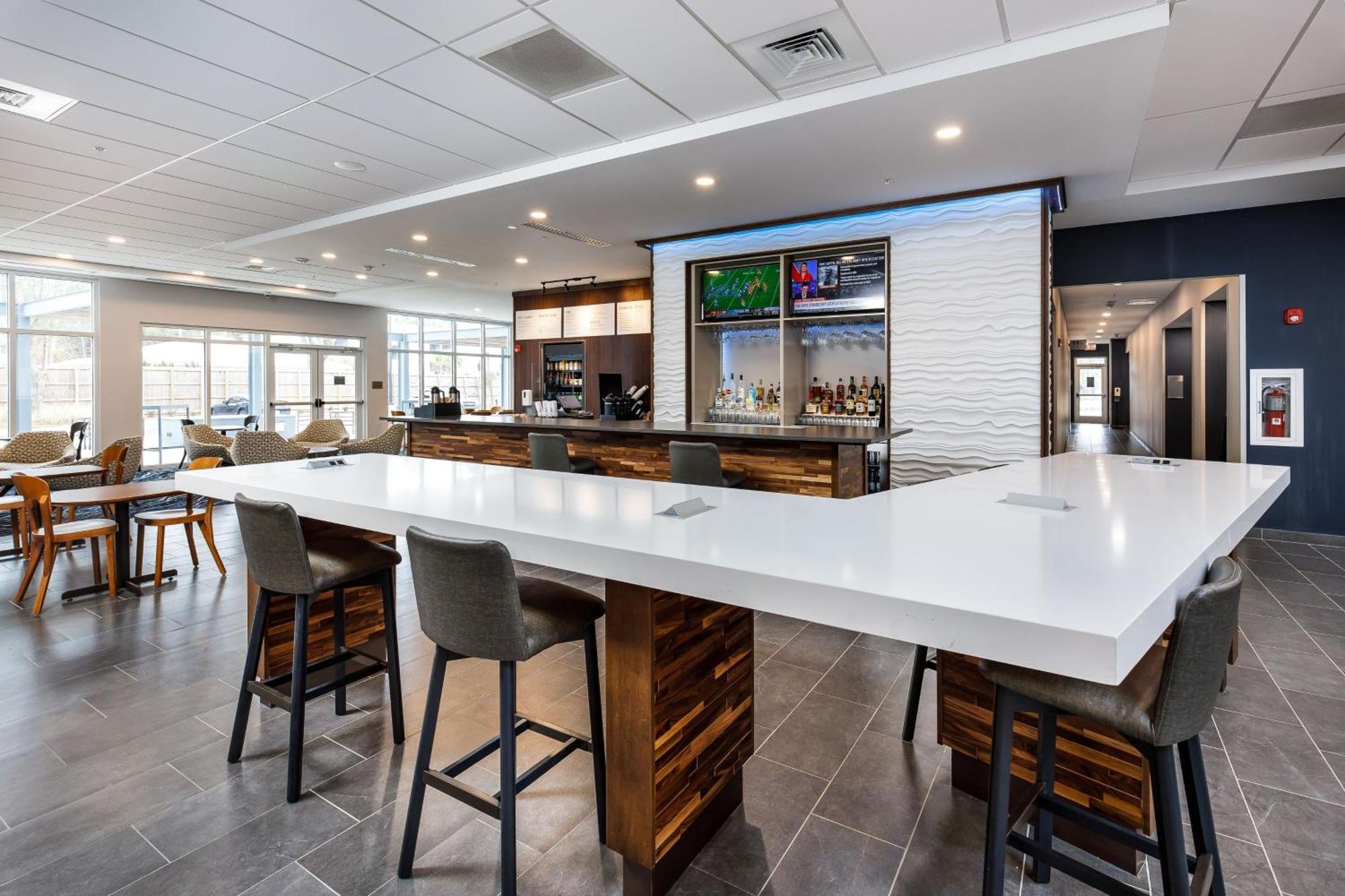 Courtyard By Marriott Pensacola I-10 West Hotel Exterior foto