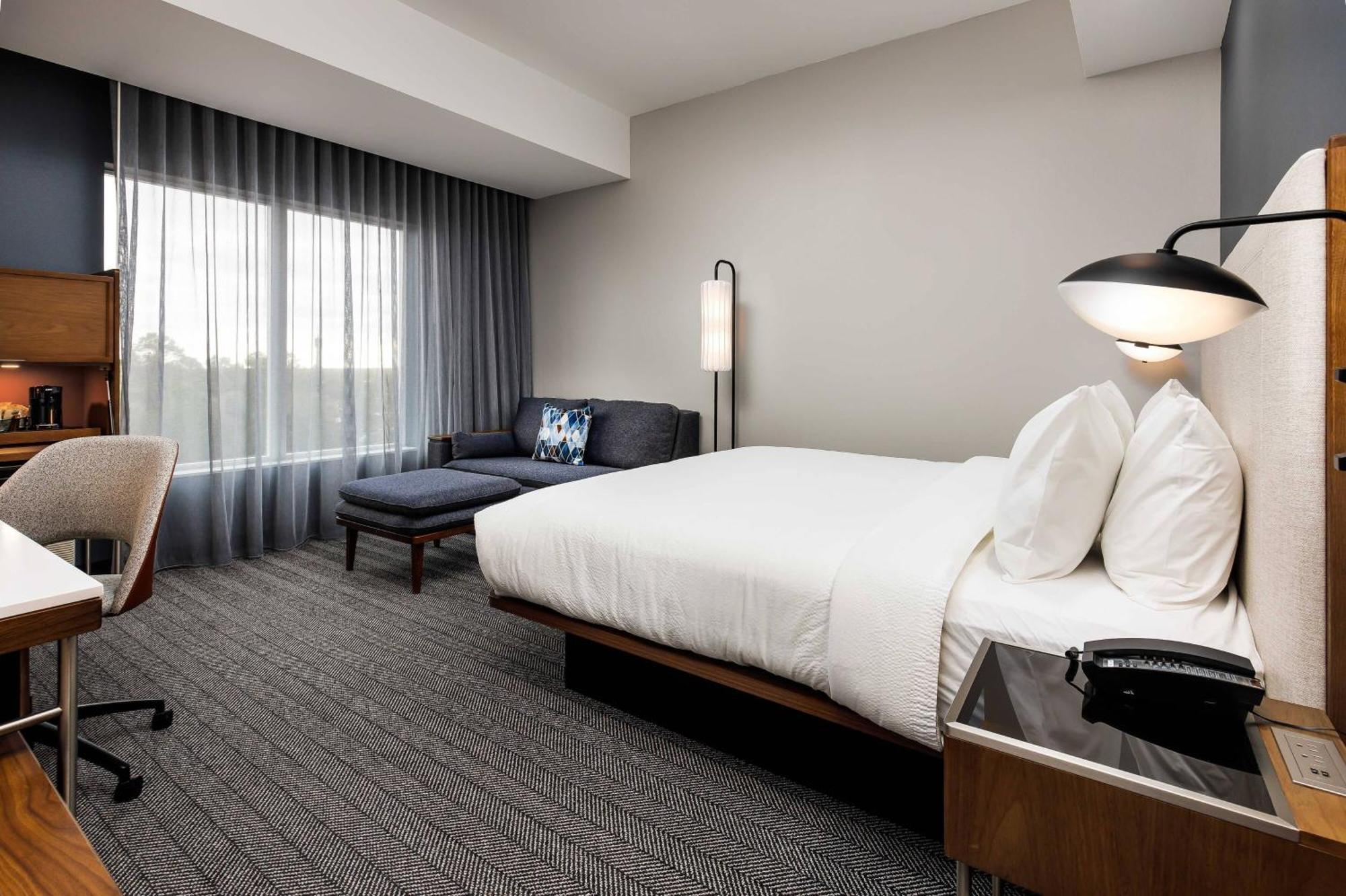 Courtyard By Marriott Pensacola I-10 West Hotel Exterior foto